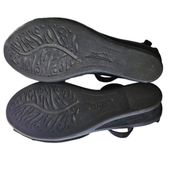 EARTH Caper Suede Wedge EUC - Picture 7 of 9